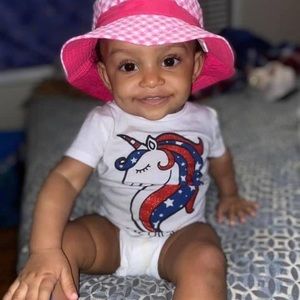 Meet your Posher, Pamela